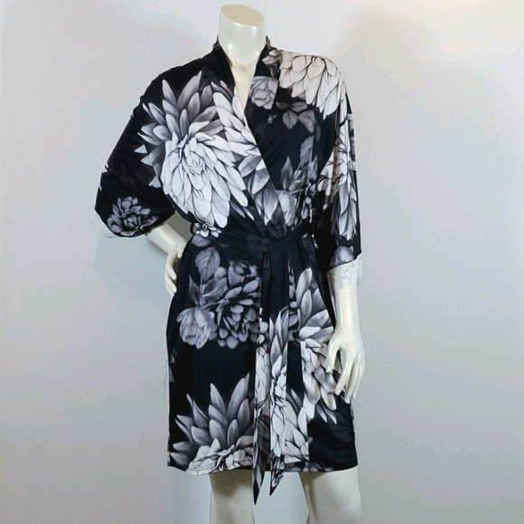 La Vie En Rose Other - La Vie en Rose Kimono